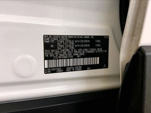 Used 2024 Toyota RAV4 Adventure w/ Convenience Package AWD/4WD image 36