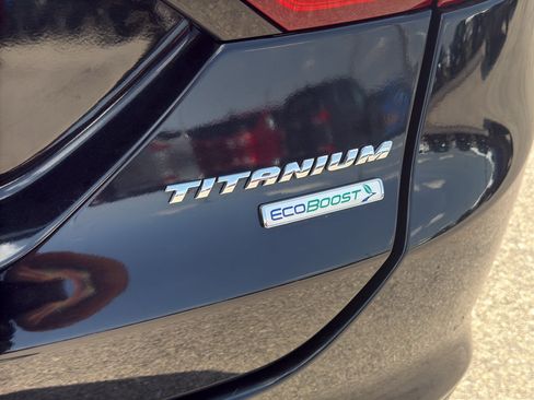 Used 2016 Ford Fusion Titanium FWD image 8