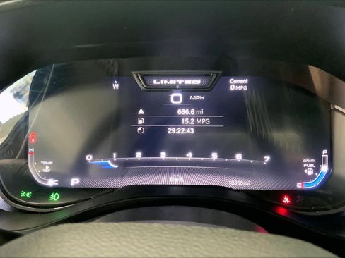 Used 2023 RAM 1500 Limited w/ Body Color Bumper Group image 16