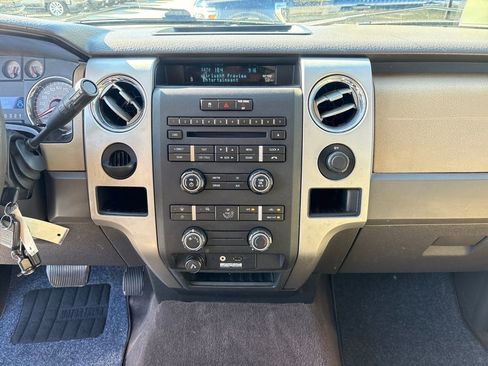 Used 2010 Ford F150 XLT image 23