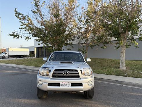 Used 2008 Toyota Tacoma PreRunner RWD image 3