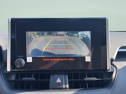 Used 2023 Toyota RAV4 XLE w/ Convenience Package FWD image 18