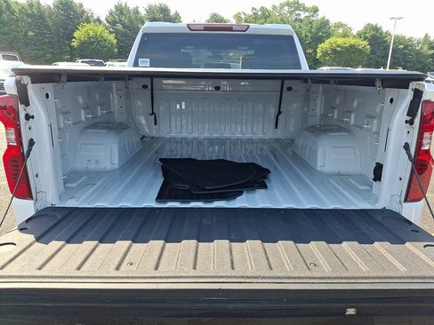 Certified 2024 Chevrolet Silverado 1500 LT AWD/4WD image 29