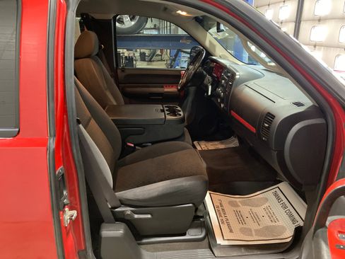 Used 2008 Chevrolet Silverado 1500 LT w/ Power Pack Plus image 4