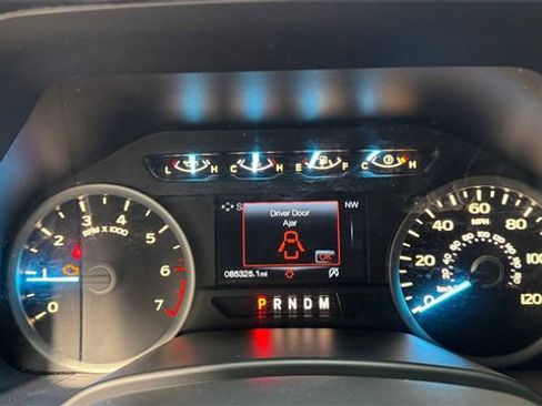 Used 2018 Ford F150 XLT w/ Equipment Group 302A Luxury image 21