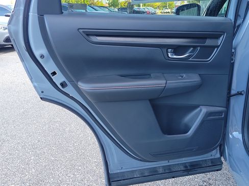Used 2025 Honda CR-V Sport image 14