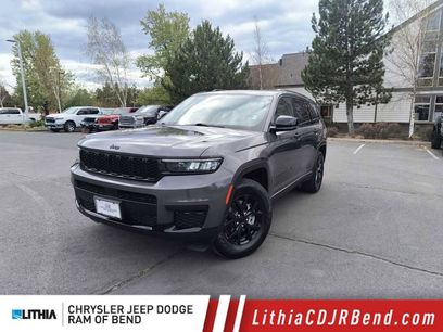 Used 2024 Jeep Grand Cherokee L Laredo