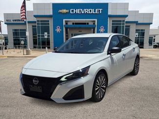 Used 2025 Nissan Altima 2.5 SV FWD video 1