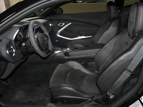 Used 2023 Chevrolet Camaro ZL1 image 47