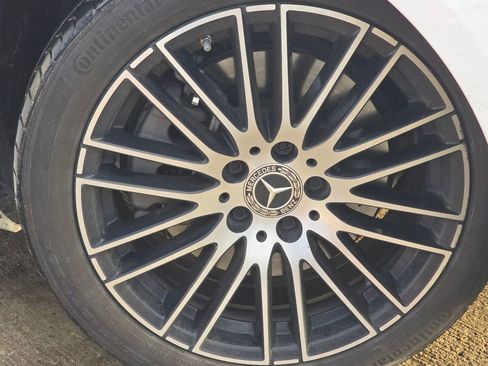 Certified 2023 Mercedes-Benz C 300 4MATIC Sedan image 9