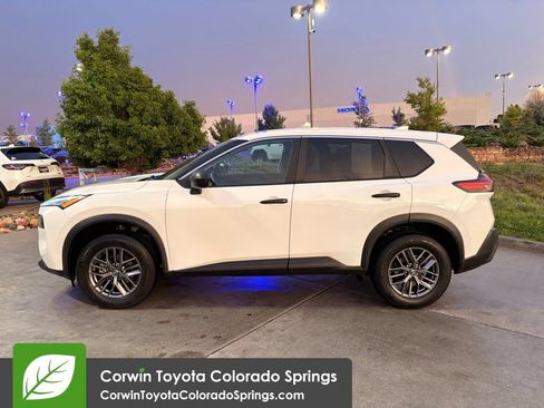 Used 2021 Nissan Rogue S AWD/4WD image 4