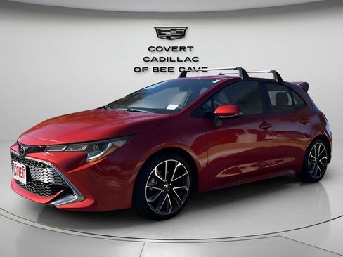 Used 2019 Toyota Corolla XSE image 3