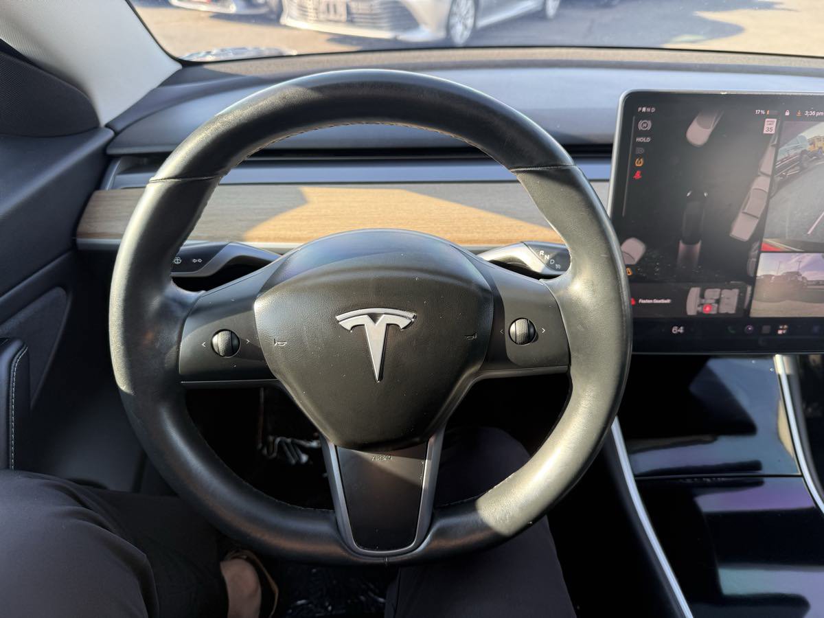 Used 2018 Tesla Model 3 Long Range AWD/4WD image 8