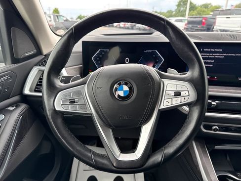 Used 2023 BMW X7 xDrive40i w/ Premium Package AWD/4WD image 18
