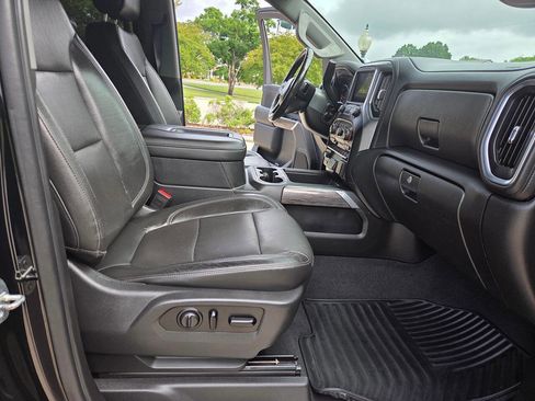 Used 2020 Chevrolet Silverado 3500 LTZ w/ LTZ Texas Edition AWD/4WD image 12