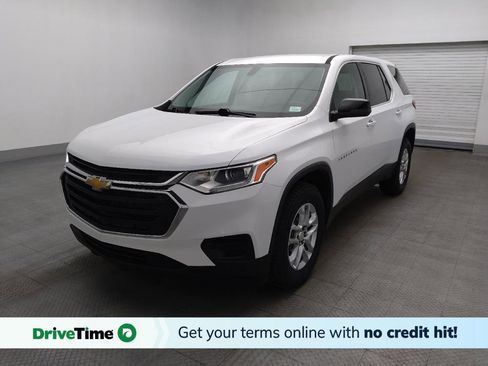 Used 2021 Chevrolet Traverse LS image 1