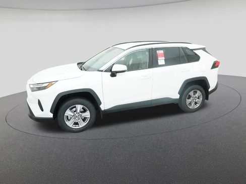 New 2025 Toyota RAV4 XLE FWD image 2