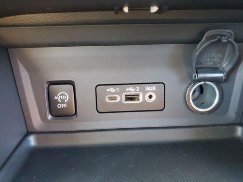 Certified 2025 Nissan Sentra SV w/ Trunk Package image 25