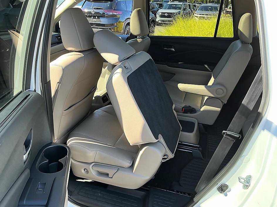 Used 2021 Honda Pilot Elite image 27