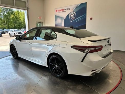 Used 2023 Toyota Camry XSE AWD/4WD image 5
