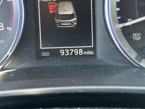 Used 2016 Toyota Highlander XLE FWD image 13