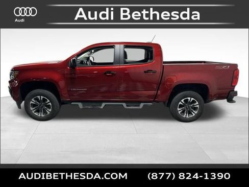 Used 2022 Chevrolet Colorado Z71 AWD/4WD image 5