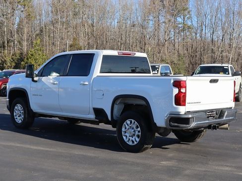 Used 2023 Chevrolet Silverado 2500 LT image 4