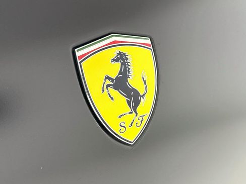 Used 2020 Ferrari 812 Superfast RWD image 37