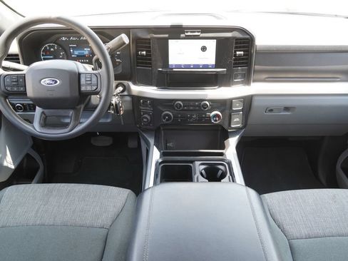 Used 2025 Ford F250 XLT w/ FX4 Off-Road Package AWD/4WD image 11