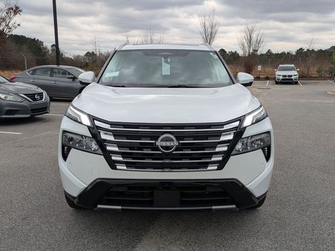 New 2026 Nissan Rogue Platinum w/ Tech Package AWD/4WD image 9