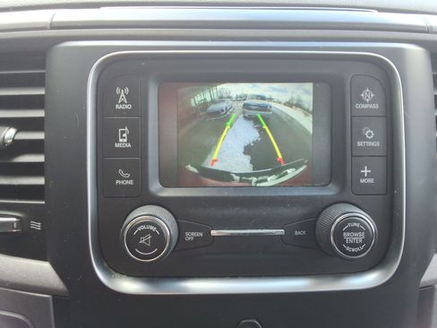 Used 2016 RAM 2500 Tradesman w/ Chrome Appearance Group image 16