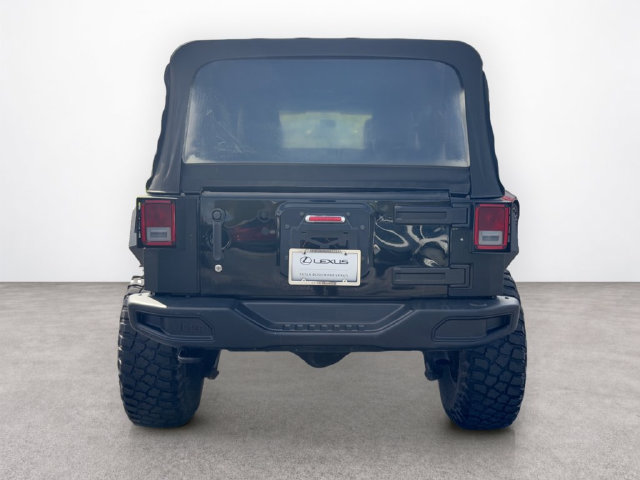 Used 2018 Jeep Wrangler Unlimited Sport w/ Connectivity Group AWD/4WD image 4