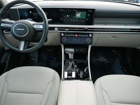 Certified 2025 Hyundai Tucson SEL image 10