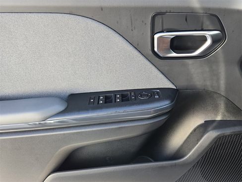 New 2025 Kia K4 EX image 13