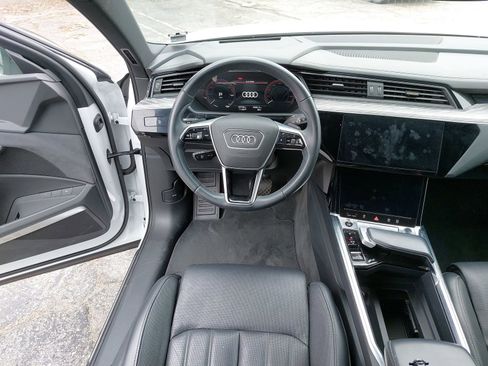 Used 2023 Audi e-tron Chronos AWD/4WD image 6