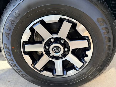 Used 2014 Toyota 4Runner Trail Premium image 45