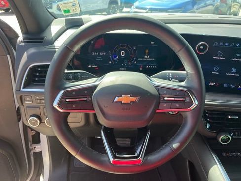 Used 2025 Chevrolet Tahoe Premier RWD image 17