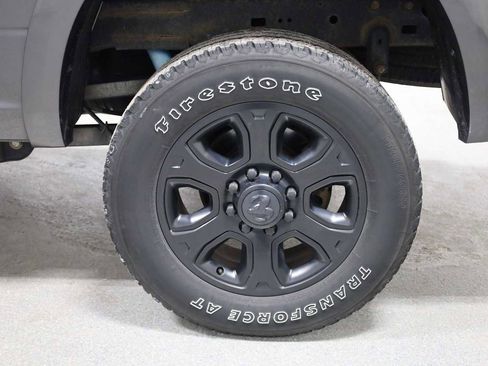 Used 2018 RAM 2500 Big Horn w/ Sport Appearance Group image 33