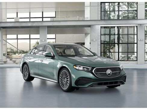 New 2026 Mercedes-Benz E 450 4MATIC Sedan image 10