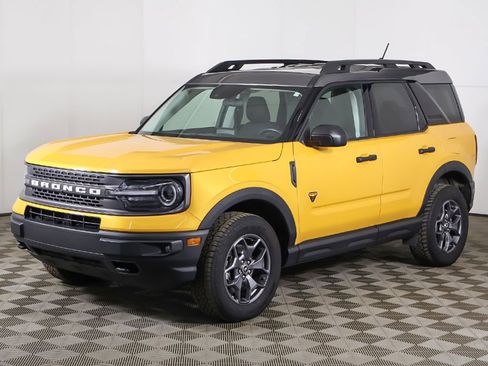 Used 2023 Ford Bronco Sport Badlands image 6