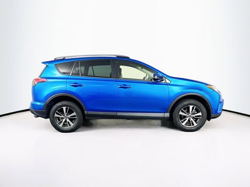 Used 2017 Toyota RAV4 XLE w/ Plus Special Value Package FWD image 10