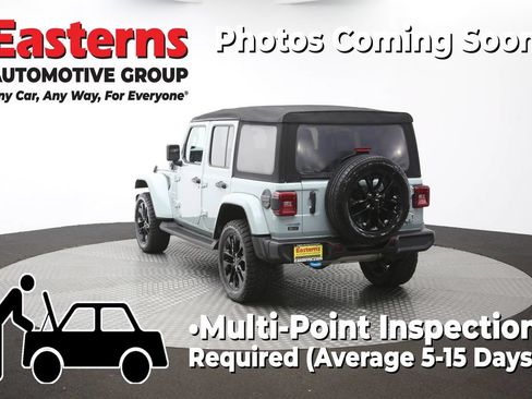 Used 2024 Jeep Wrangler Unlimited Sahara w/ Technology Group AWD/4WD image 66