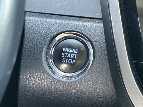 Used 2023 Toyota Camry XSE FWD image 18