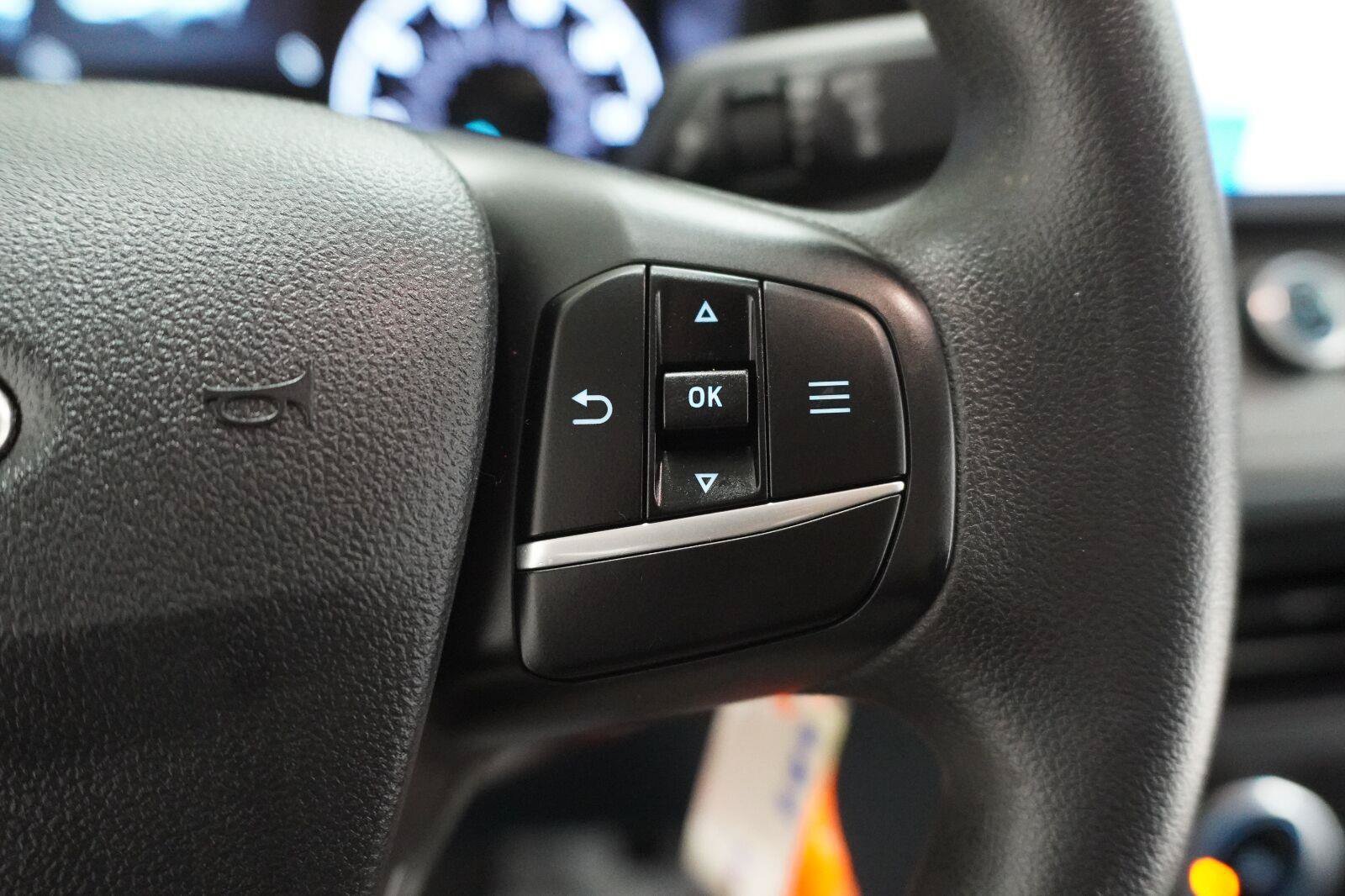 Used 2022 Ford Maverick XL FWD image 11