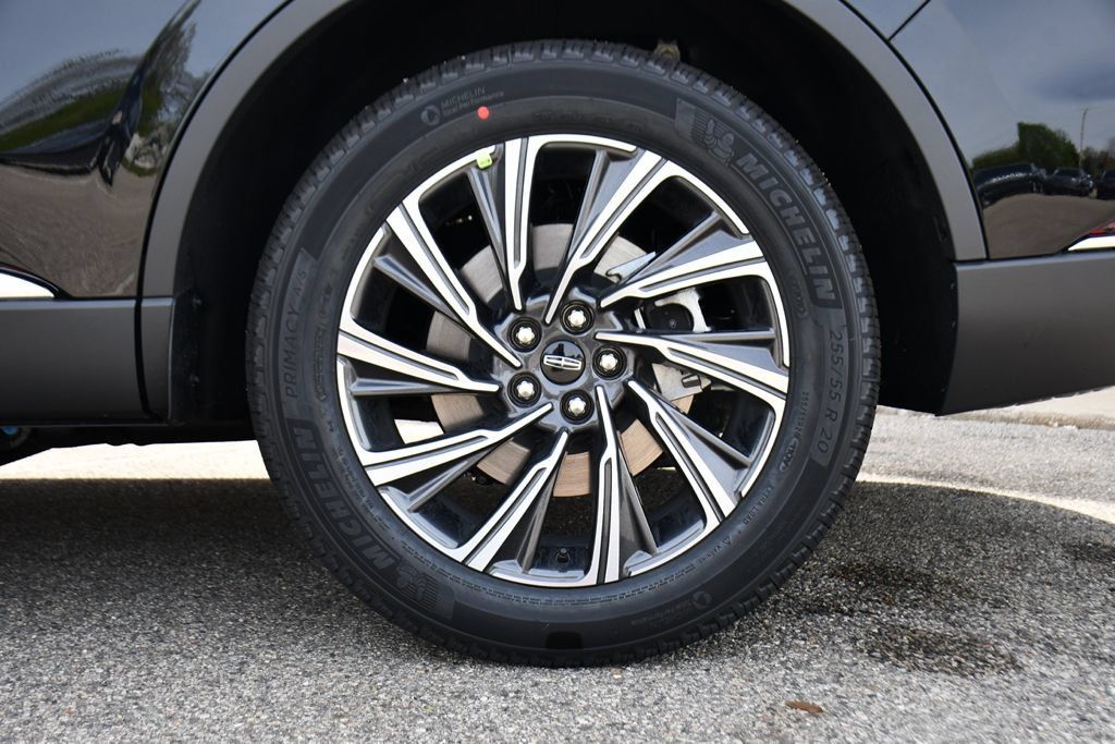 Used 2026 Lincoln Aviator AWD image 40