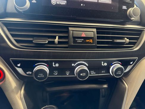 Used 2018 Honda Accord EX-L image 24
