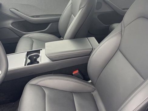 Used 2025 Tesla Model 3 Long Range image 12