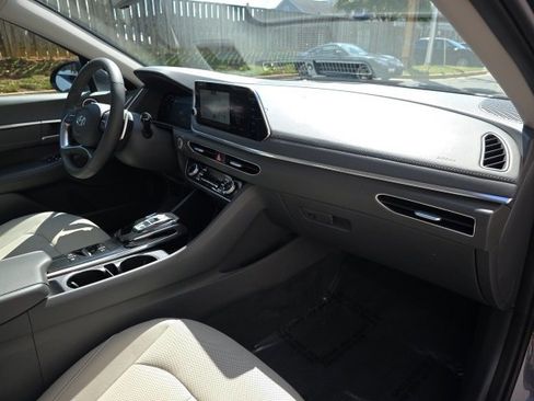 Used 2020 Hyundai Sonata Limited image 28