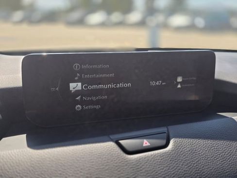 Certified 2024 MAZDA CX-90 Plug-In Hybrid w/ Preferred AWD/4WD image 33