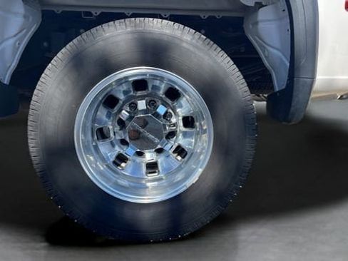 Used 2024 GMC Sierra 3500 Denali w/ Denali Reserve Package image 12